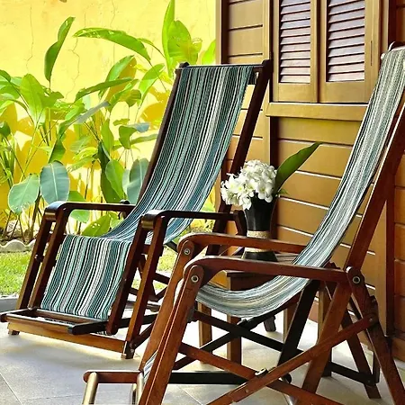Bangalo De Madeira Em Condominio De Praia Camacari Exterior photo