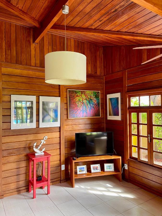 Bangalo De Madeira Em De Holiday home Camacari