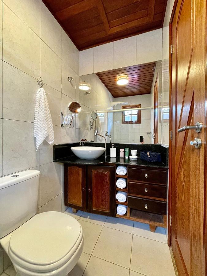 Holiday home Bangalo De Madeira Em De *
