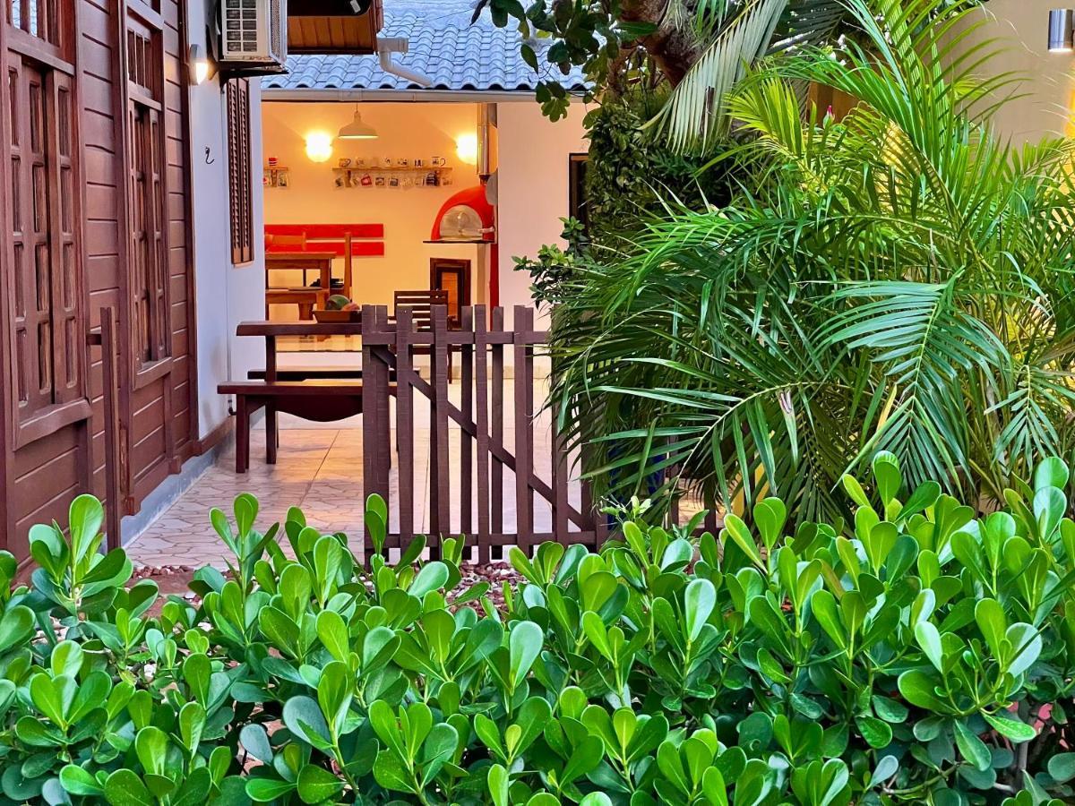 Holiday home Bangalo De Madeira Em De *